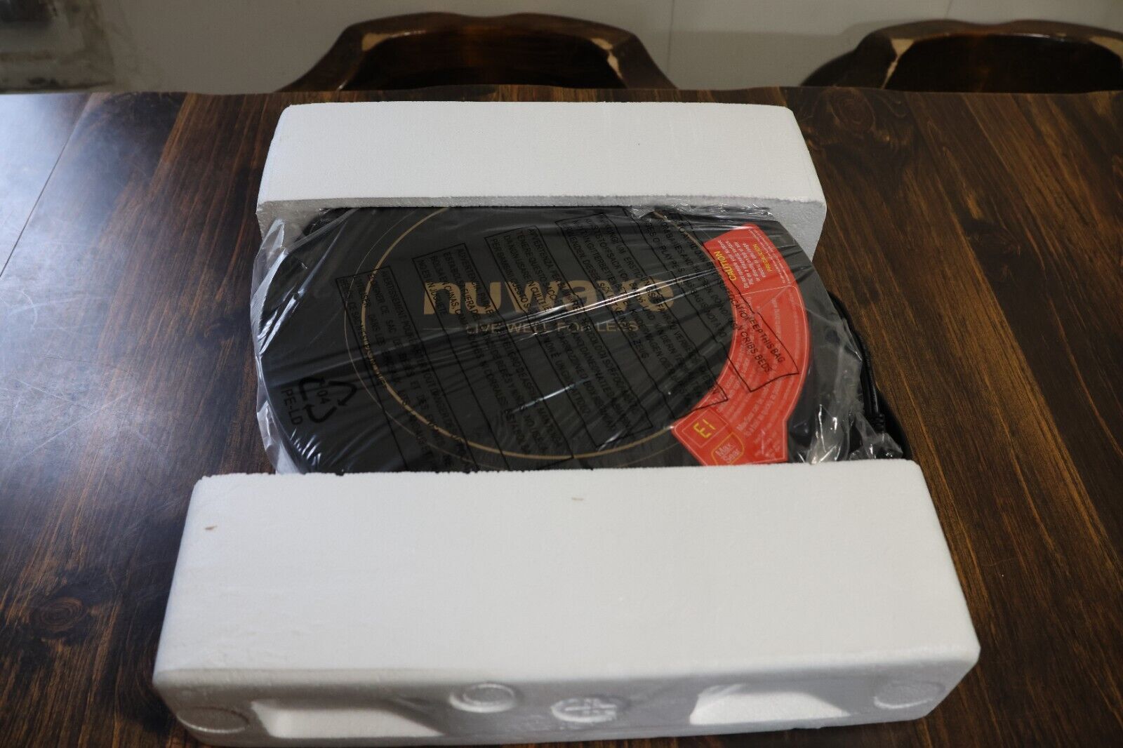 Nuwave Pic Gold 30211 BR with carrying case/storage bag - Fresh Stock Dated February 2026