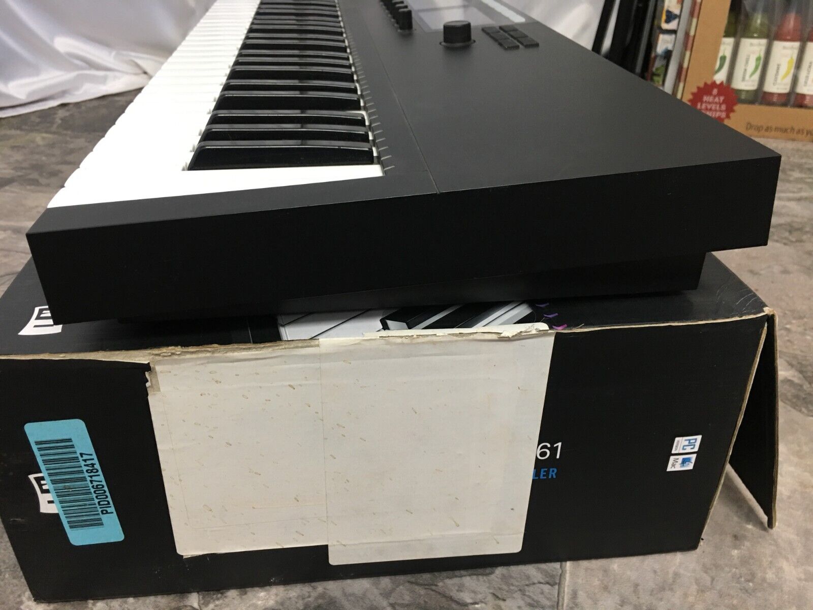 Native Instruments Komplete Kontrol S61 MK2 61 Key Keyboard Controller - Fresh Stock Dated February 2026