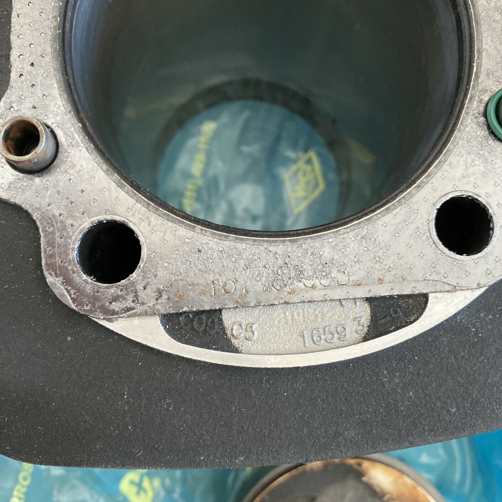 Harley Davidson  Cylinders / Jugs 16593-99 / 1659-99 W/ PISTONS - Fresh Stock Dated February 2026