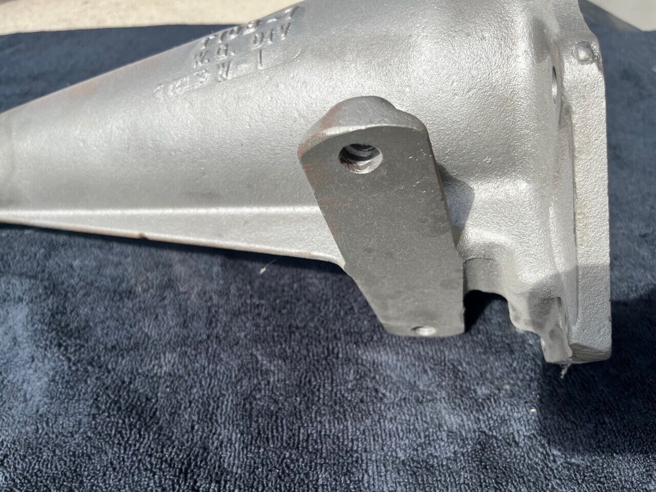 1962-1966 Ford Galaxie 500 Borg Warner T10 4 Speed Tailhousing T10B-7 Tailshaft - Fresh Stock Dated February 2026