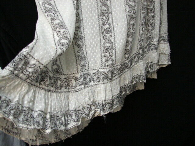 ANTIQUE VICTORIAN TOP STITCHED & TULIP PRINT SWEEPING BUSTLE SKIRT - Fresh Stock Dated February 2026
