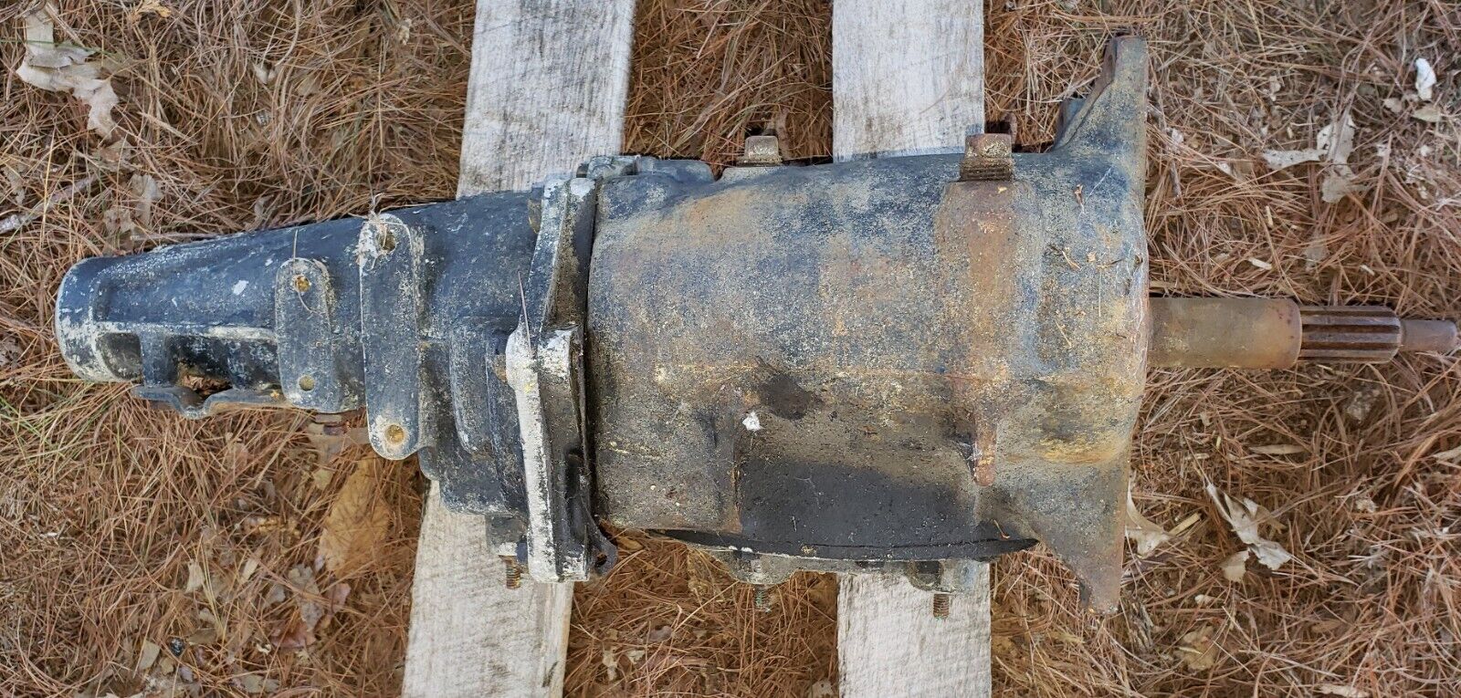 GM Chevrolet '57 Chevy Transmission Manual Standard 4 speed T10 - Fresh Stock Dated February 2026