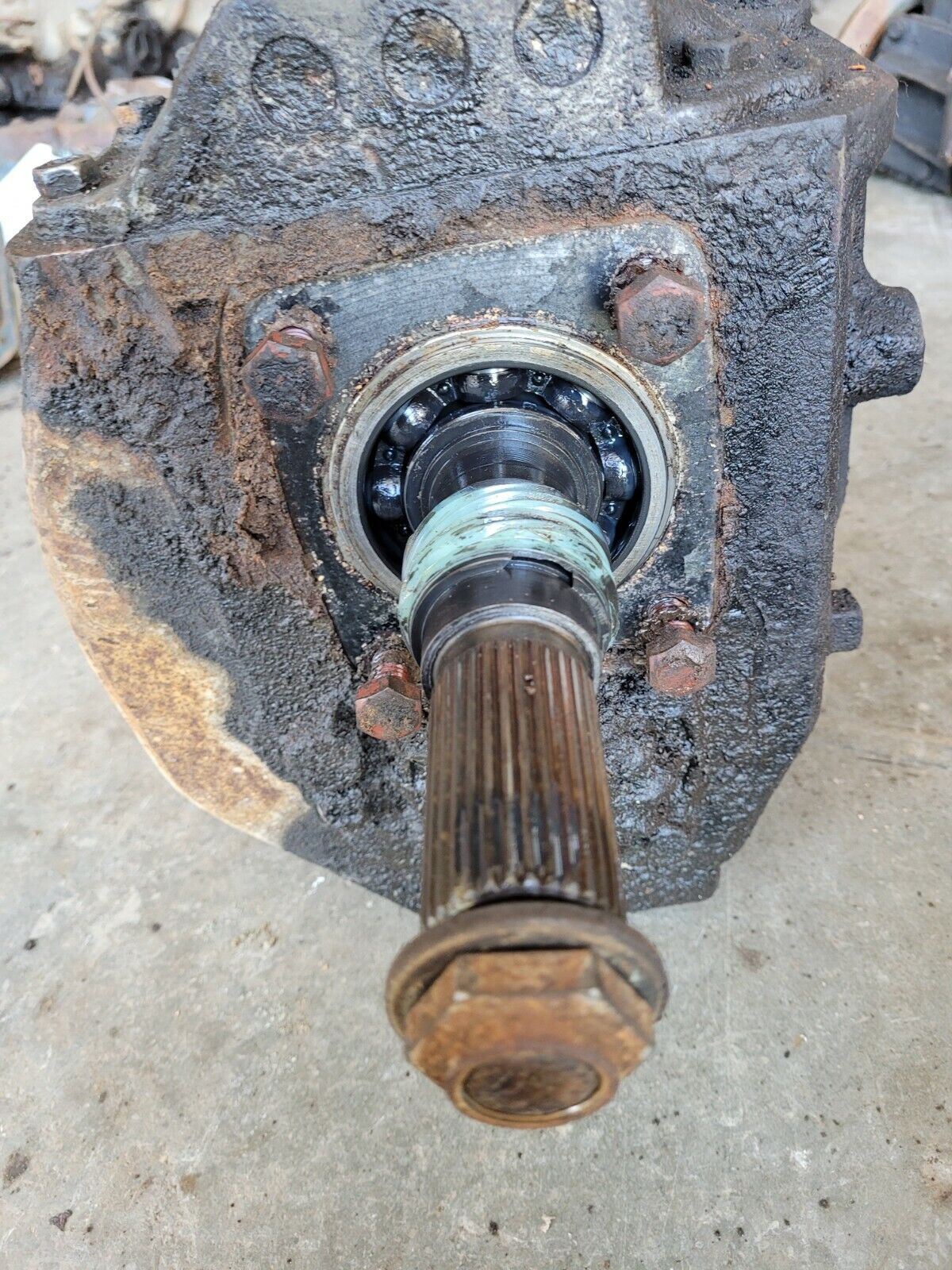 Ford Np435 4 Spd Transmission 77 Ford F250 2wd - Fresh Stock Dated February 2026