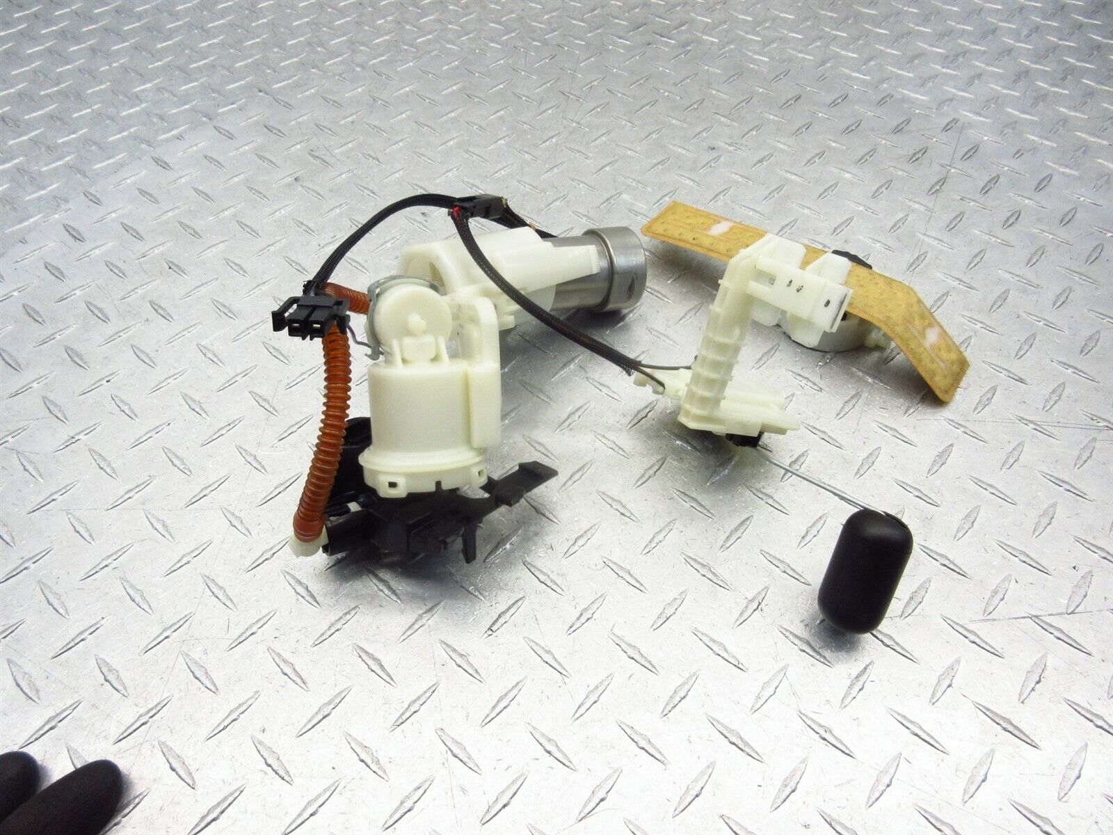 2011 Harley Davidson Dyna Streetbob Fuel Pump Gas Petrol For Parts - Fresh Stock Dated February 2026