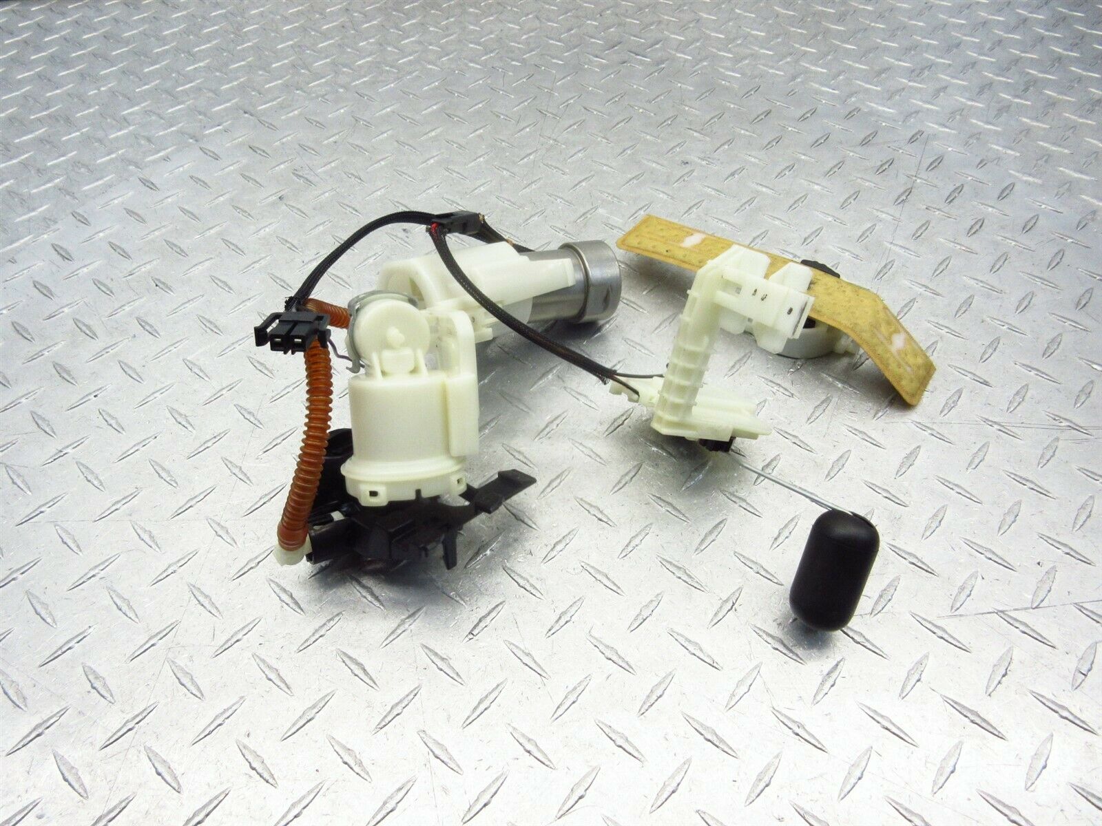 2011 Harley Davidson Dyna Streetbob Fuel Pump Gas Petrol For Parts - Fresh Stock Dated February 2026