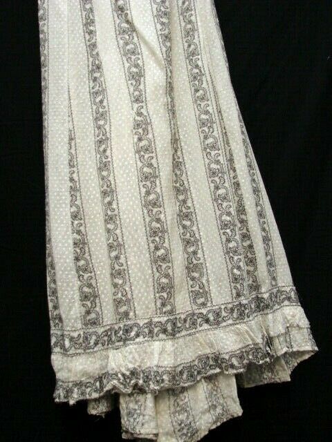 ANTIQUE VICTORIAN TOP STITCHED & TULIP PRINT SWEEPING BUSTLE SKIRT - Fresh Stock Dated February 2026