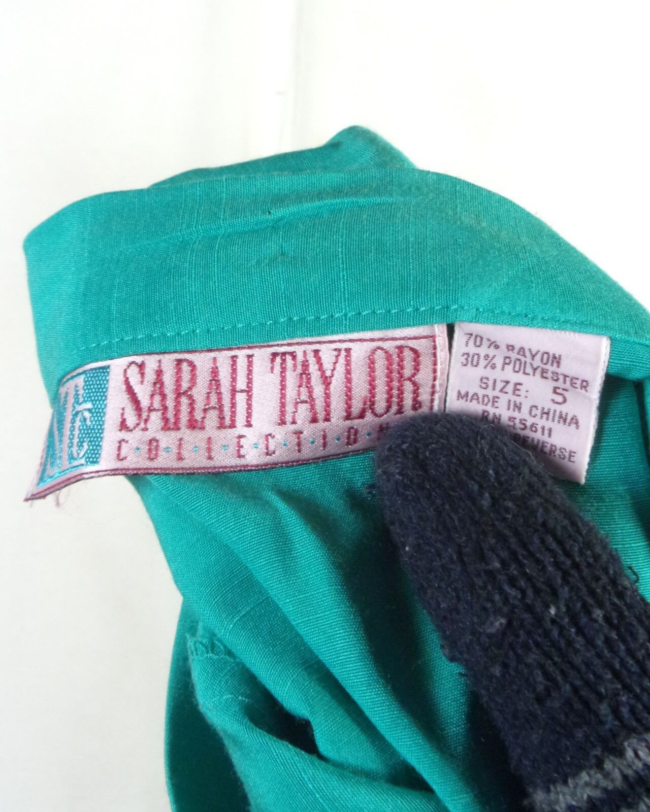 vtg 80s Sarah Taylor Solid Green Rayon Blend Ladies Pencil Skirt Straight sz 5 - Fresh Stock Dated March 2026