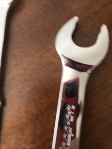 Snap-On 6 Pc Steak Knife Set w/ Wood Storage Block - Fresh Stock Dated December 2025