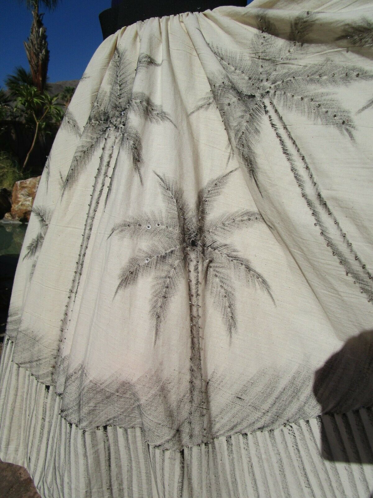 Vintage 1950s Mexican handpainted circle skirt 28-34