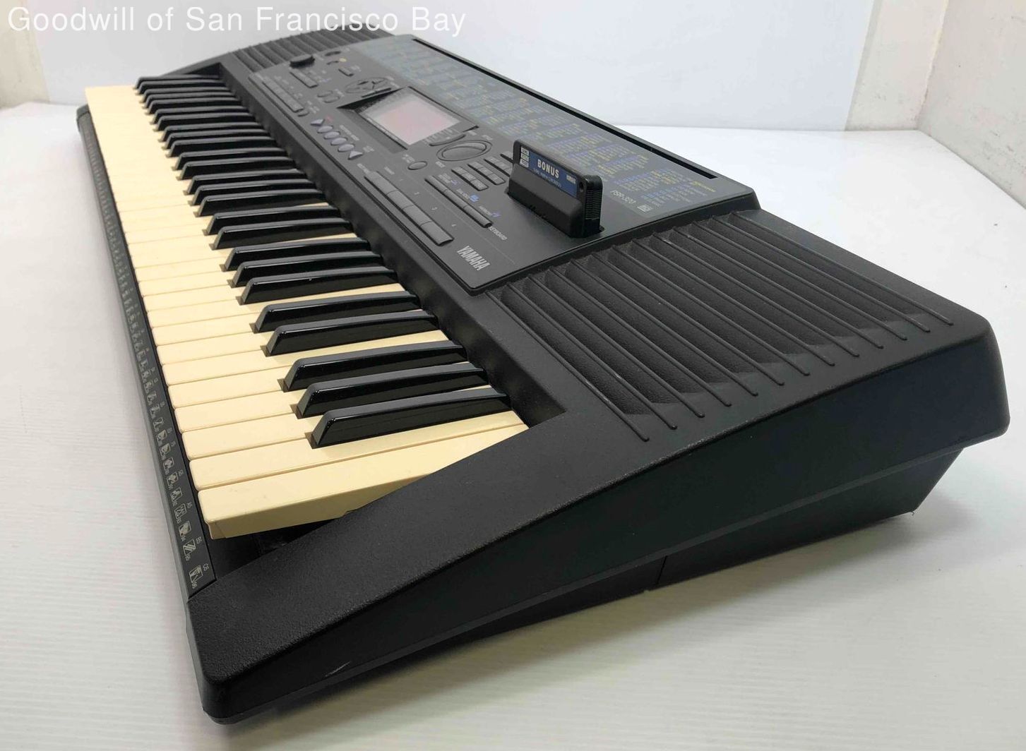 Yamaha PSR-320 Keyboard w/Charger - Fresh Stock Dated February 2026