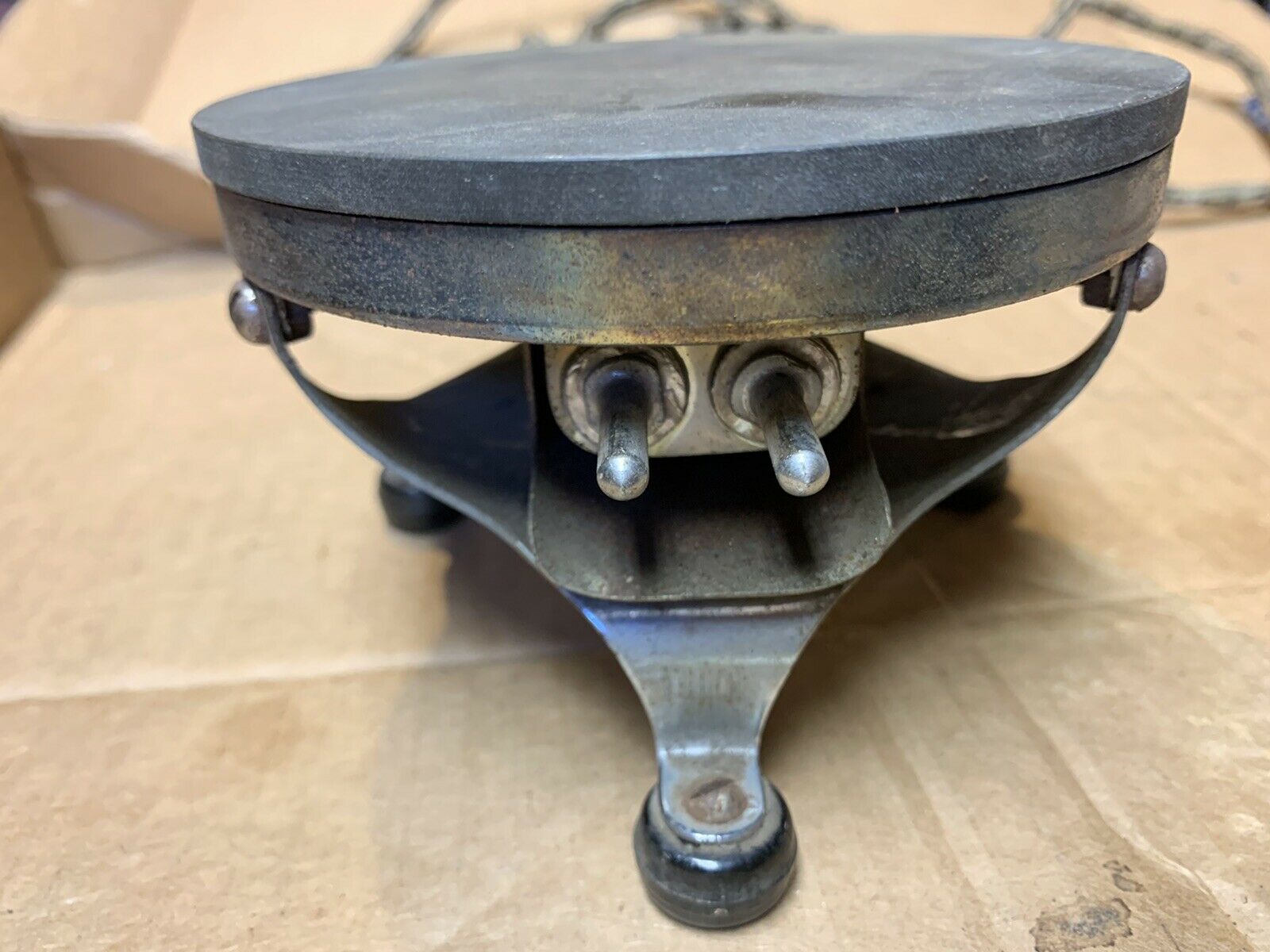 Vintage Cooking Plate Hot Plate 1950's used  universal - Fresh Stock Dated December 2025