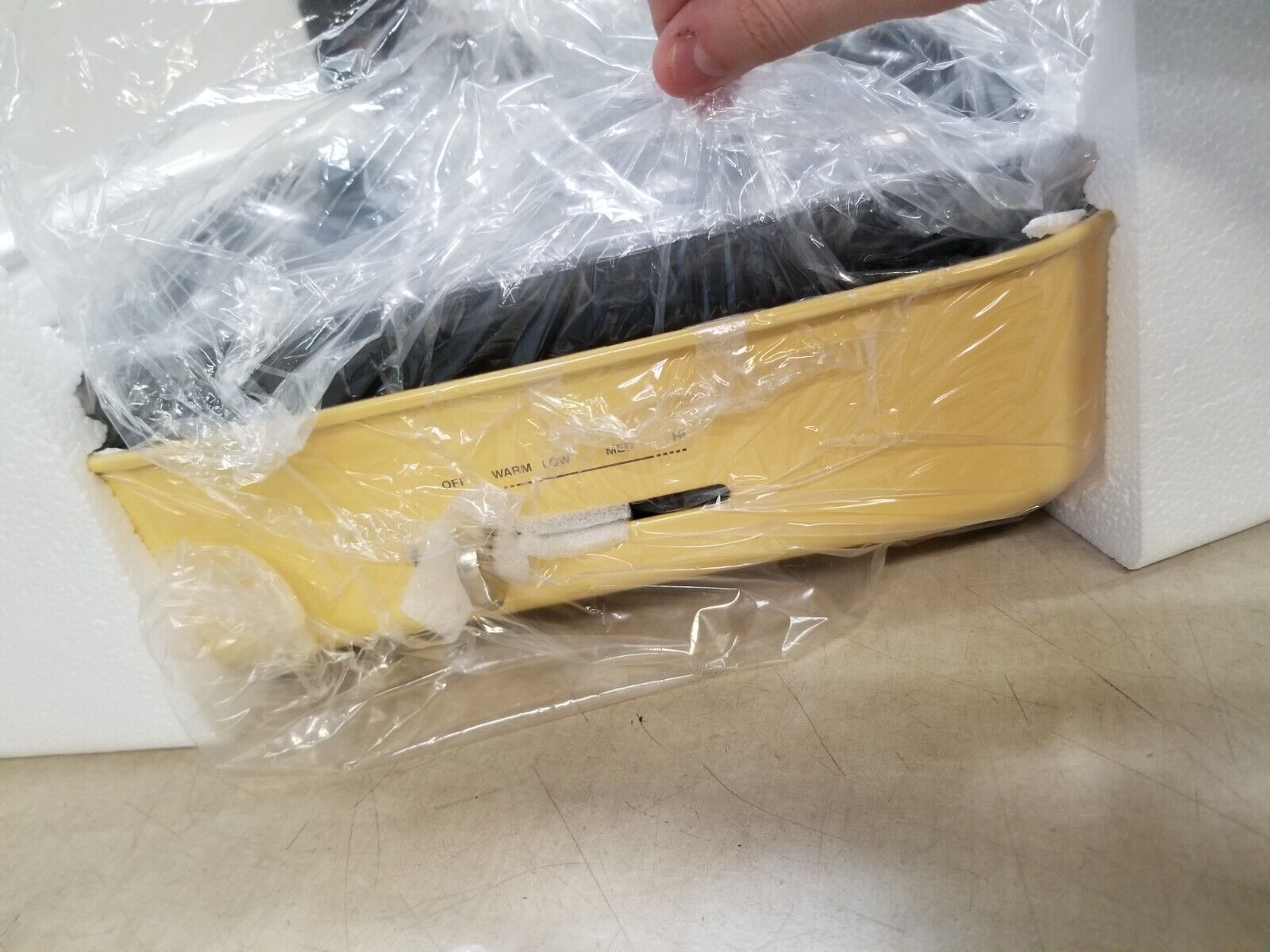 Bruno Multifunctional Electric Compact Hot Plate Indoor Grill Electric - Yellow - Fresh Stock Dated February 2026