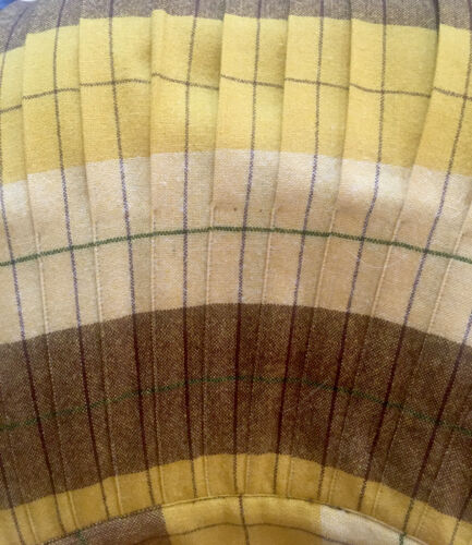 VINTAGE 1950’s / USA / WOMENS REVERSIBLE WOOL SKIRT /INCREDIBLE QUALITY - Fresh Stock Dated February 2026