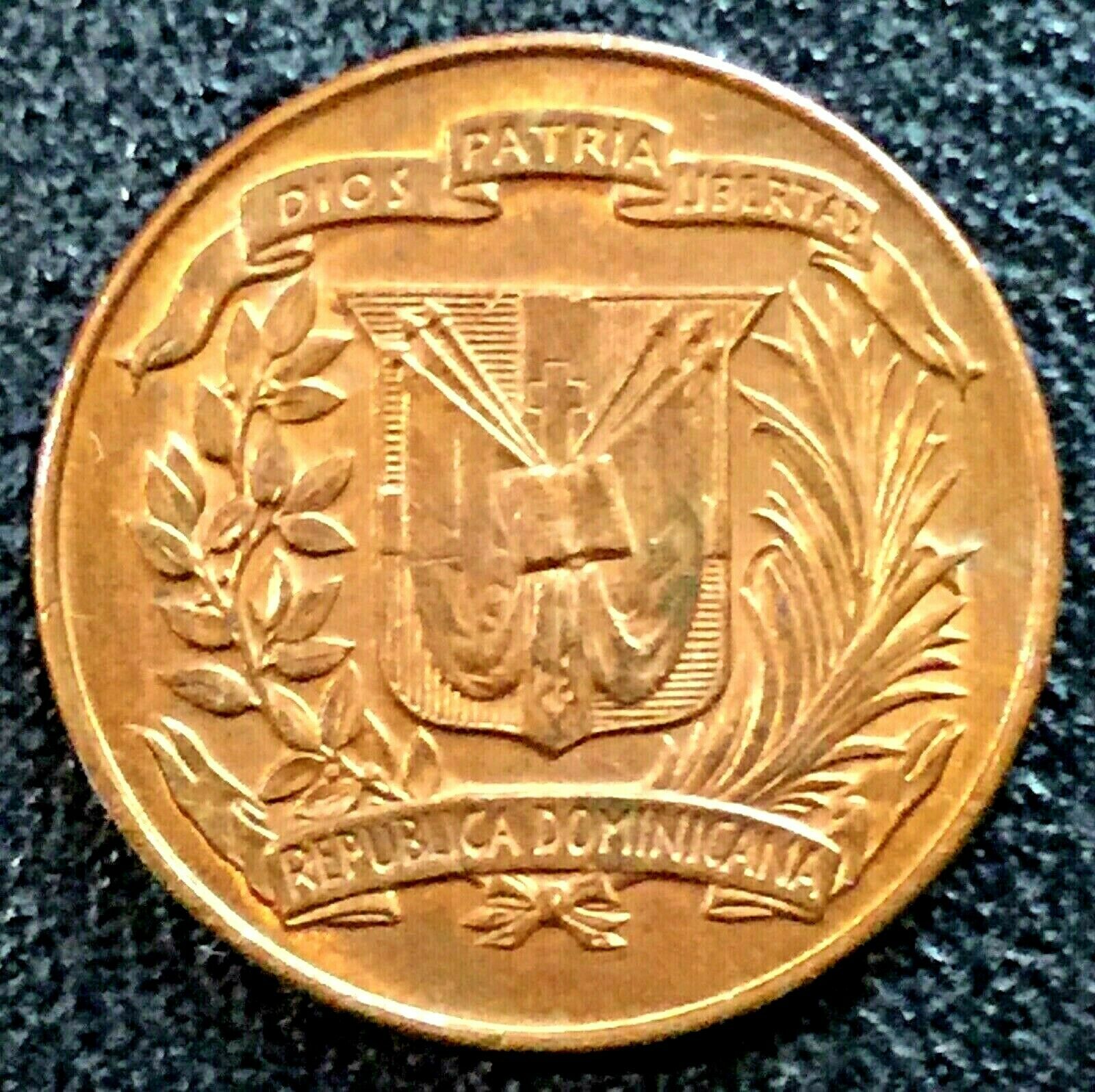 DOMINICAN REPUBLIC 1 Un centavo 1944 