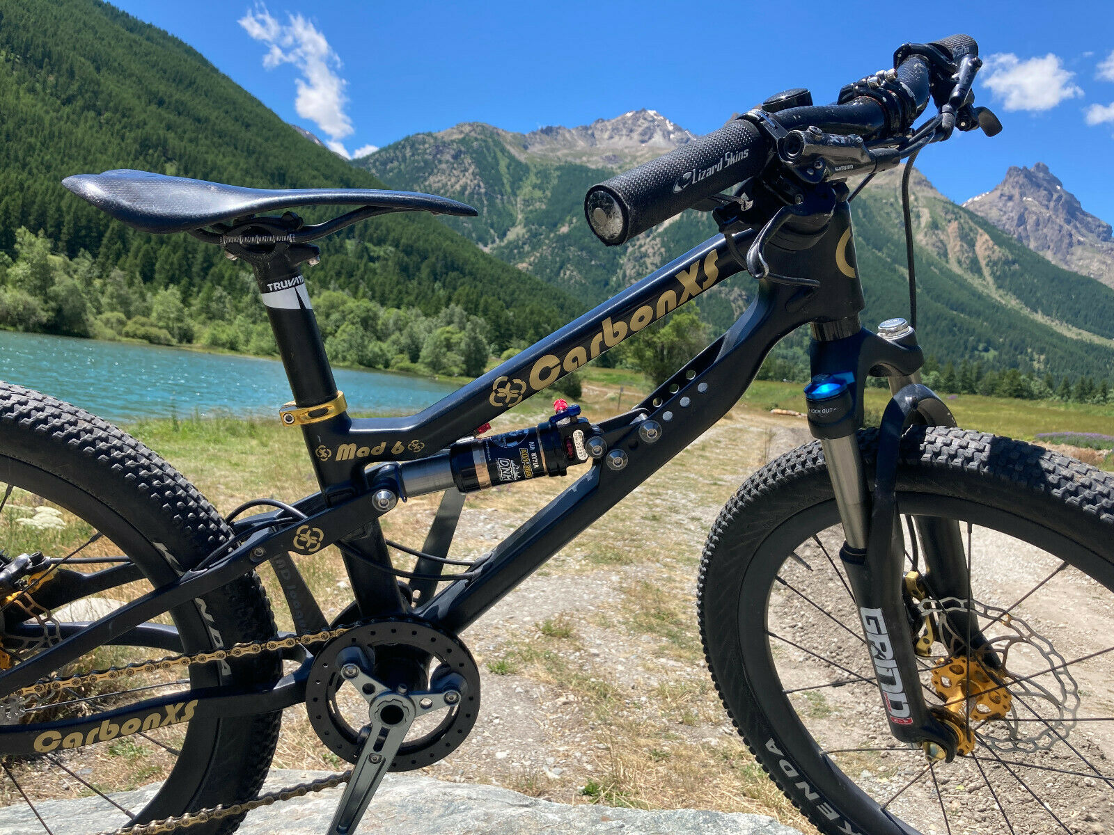 Carbon XS MAD6 very lightweight 20