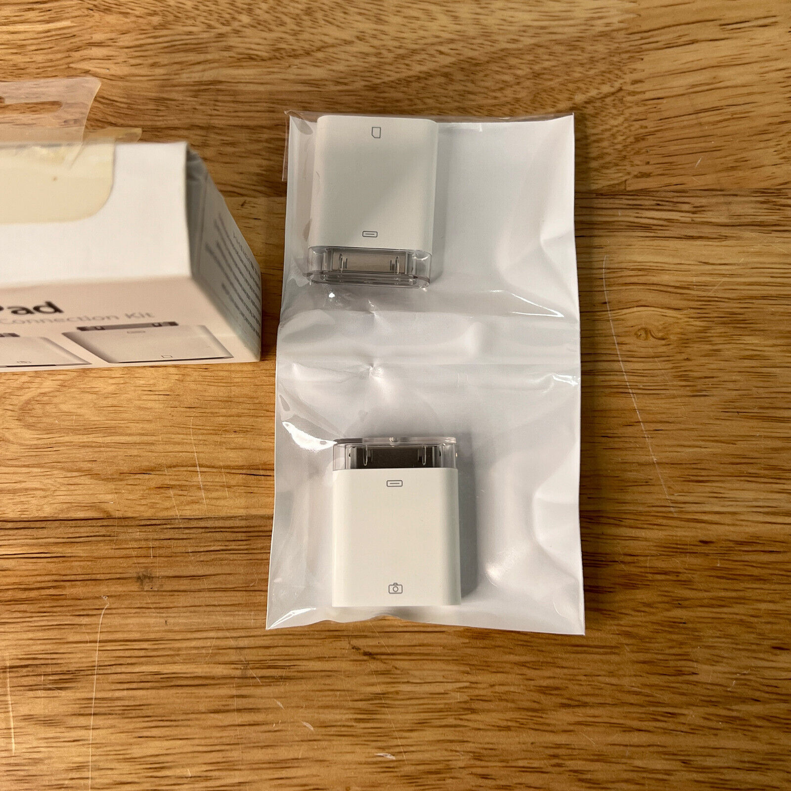 Apple iPad Camera Connection Kit MC531ZM/A - Fresh Stock Dated February 2026