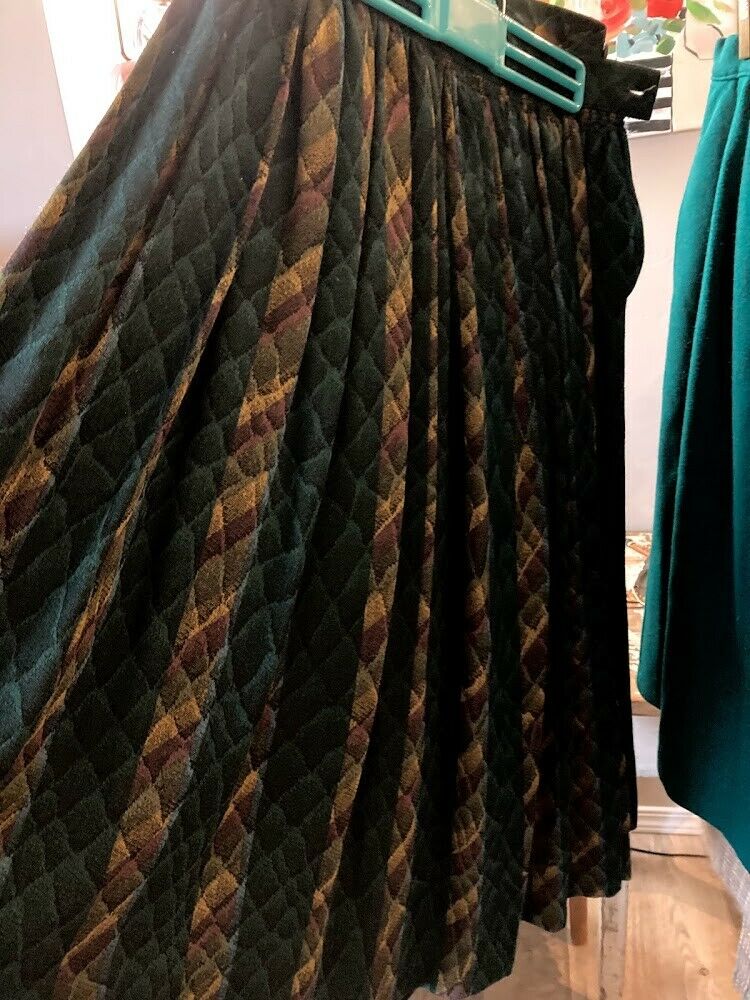 Lot Women's vintage clothing lot all skirts and pants Resale lot - Fresh Stock Dated February 2026