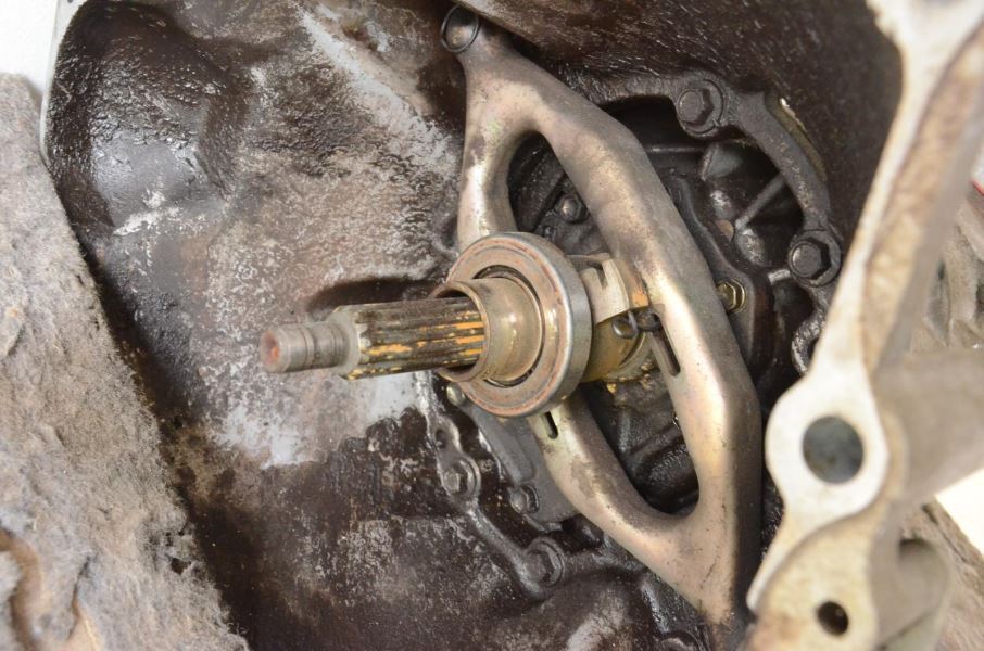 1987-1996 JEEP CHEROKEE 2.5L 5 SPEED MANUAL TRANSMISSION 2WD - Fresh Stock Dated February 2026