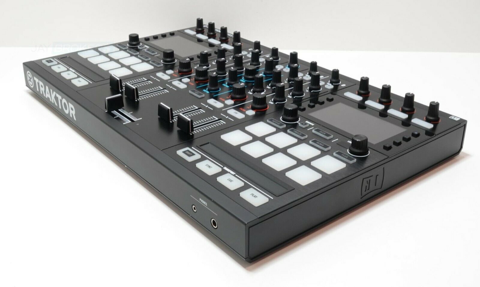 Native Instruments Traktor Kontrol S5 4-Channel DJ System - Fresh Stock Dated February 2026