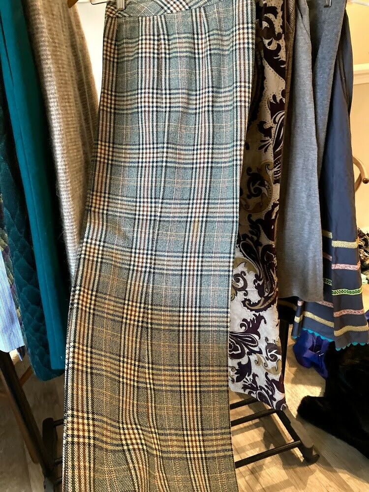 Lot Women's vintage clothing lot all skirts and pants Resale lot - Fresh Stock Dated February 2026