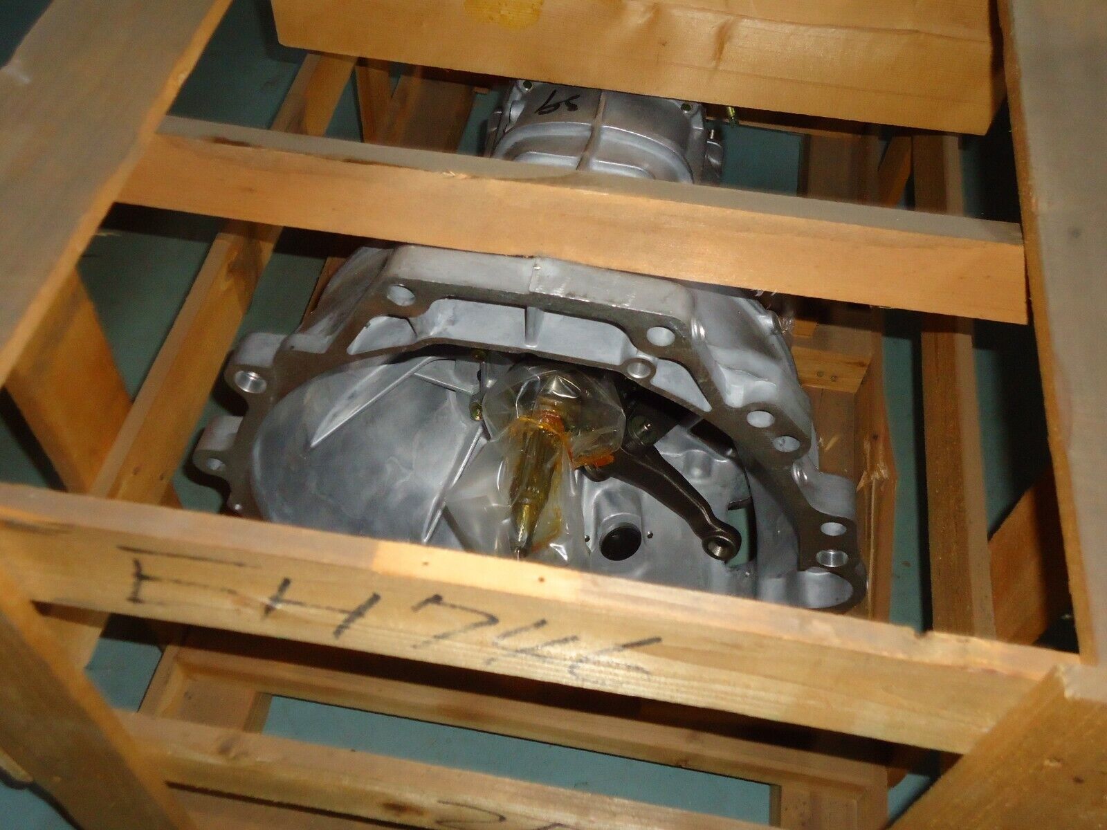 New NOS Genuine 1998 1999 Honda Isuzu Manual Transmission 8-97184471-0 2wd - Fresh Stock Dated February 2026