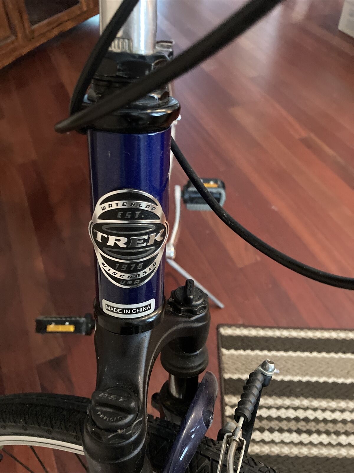 Trek 7300 Multitrack RST 17.5” Women’s Bike (Blue & Silver) - Fresh Stock Dated February 2026