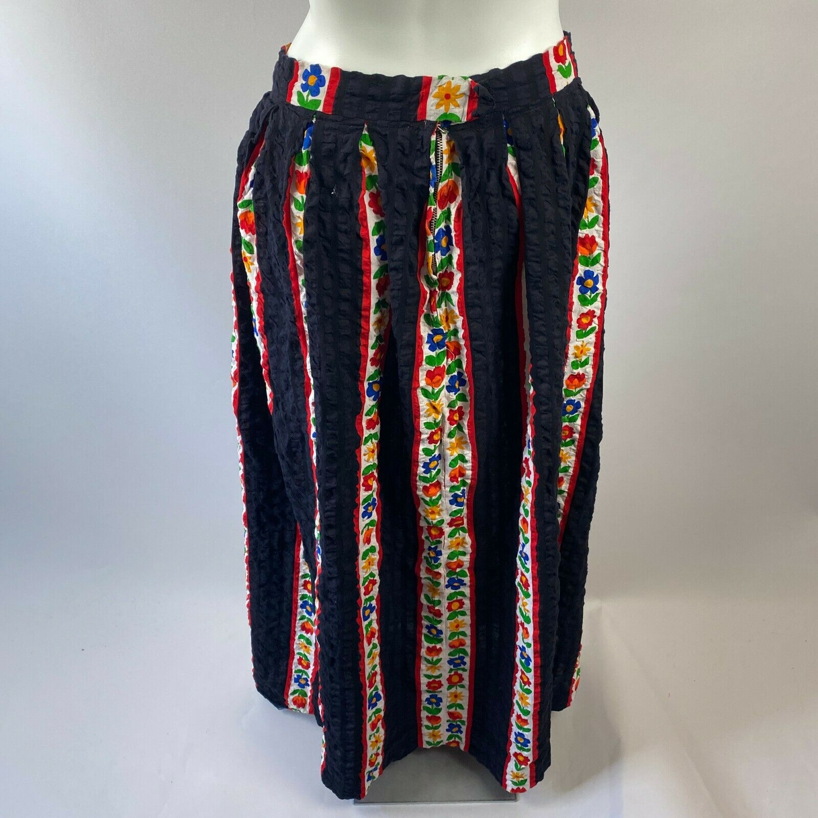 Vtg 70s Black Red Floral Seersucker Textured Maxi Long Zip Skirt Hippie XS/Small - Fresh Stock Dated February 2026
