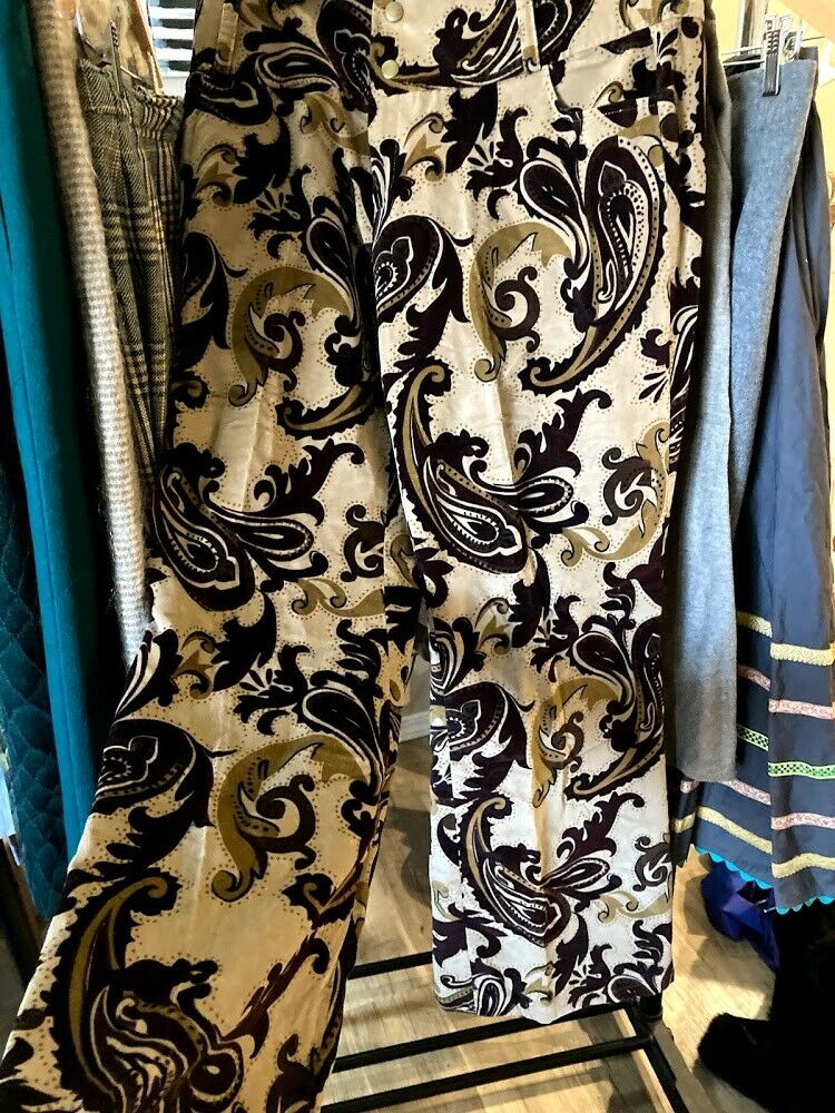 Lot Women's vintage clothing lot all skirts and pants Resale lot - Fresh Stock Dated February 2026