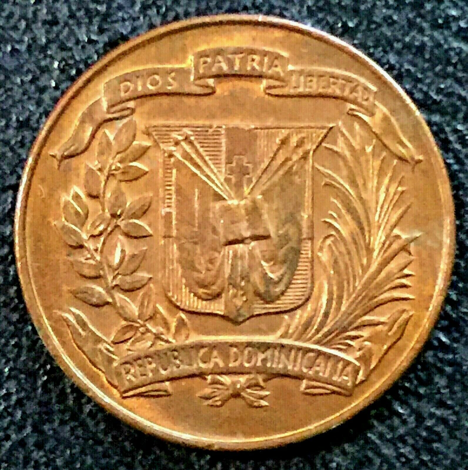 DOMINICAN REPUBLIC 1 Un centavo 1944 