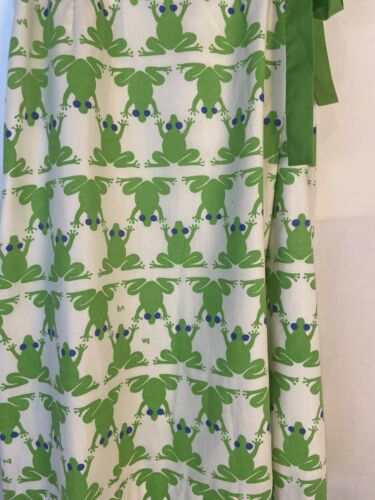 The Vested Gentress 8 Novelty Print Frog Wrap Skirt Vintage Kelly Green - Fresh Stock Dated February 2026