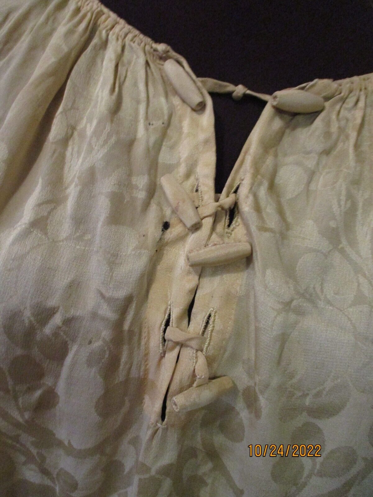 Fabulous Edwardian gold silk brocade blouse plus size - Fresh Stock Dated February 2026