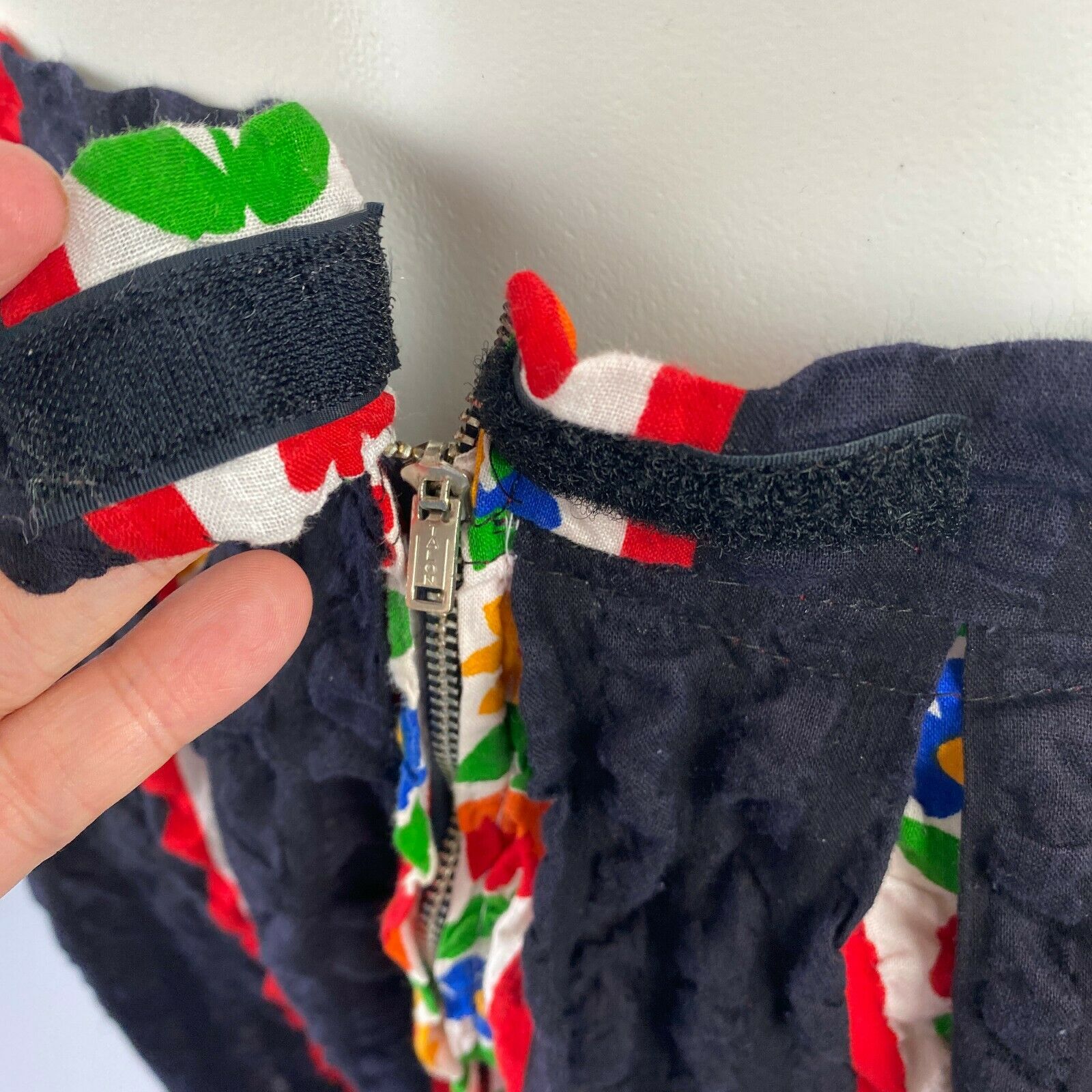 Vtg 70s Black Red Floral Seersucker Textured Maxi Long Zip Skirt Hippie XS/Small - Fresh Stock Dated February 2026