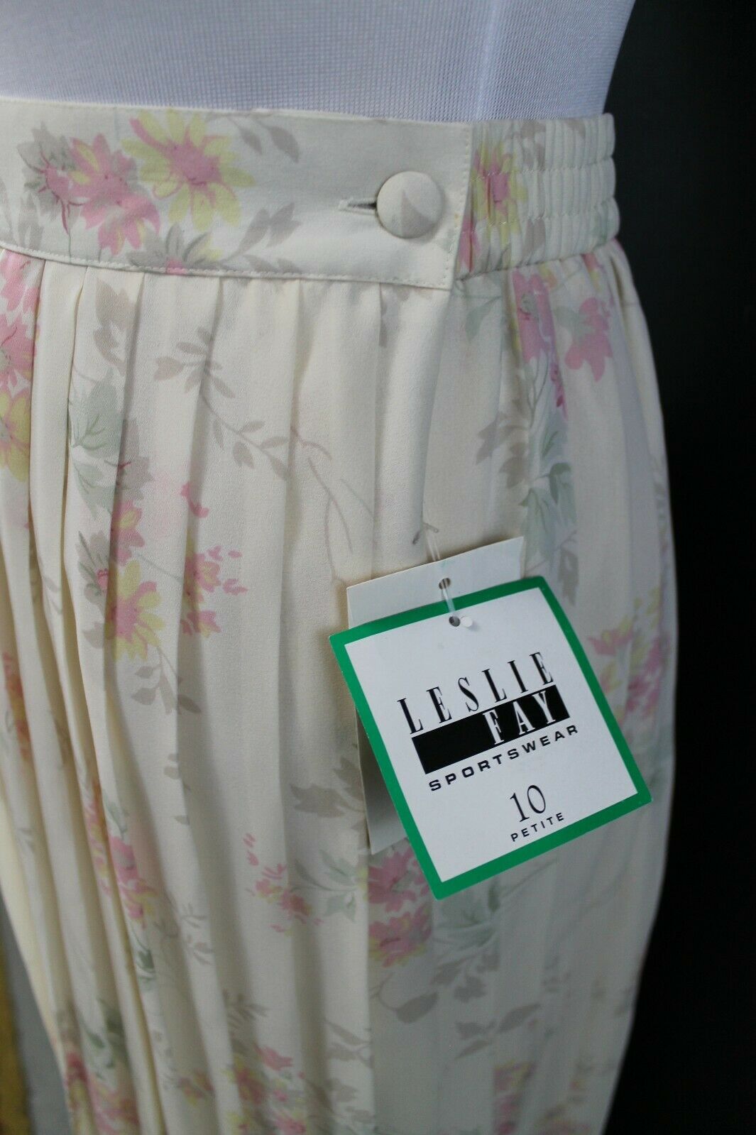 Vintage Leslie Fay Pleated Floral Skirt NOS w/ Tags Never Worn Sz 10 - Fresh Stock Dated February 2026