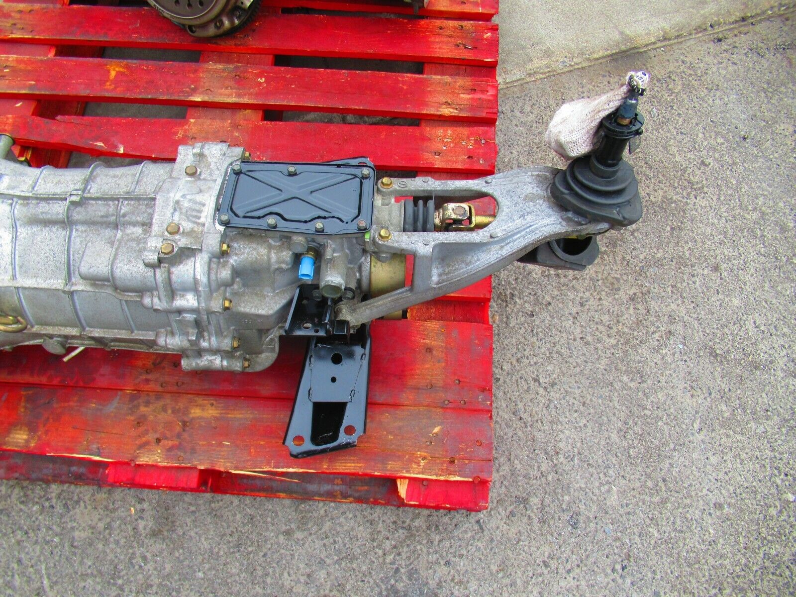 JDM NISSAN 350Z 6 SPEED TRANSMISSION CD01 INFINITI G35 6 SPEED GEARBOX 350Z VQ35 - Fresh Stock Dated February 2026