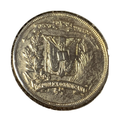 DOMINICAN REPUBLIC 1952 1 Peso Indian Silver Crown BU - Fresh Stock Dated December 2025