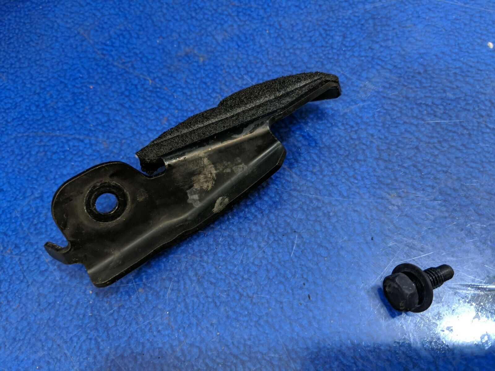 2008-13 INFINITI G35 G37 RWD 6 SPEED MANUAL TRANSMISSION flywheel access cover - Fresh Stock Dated February 2026