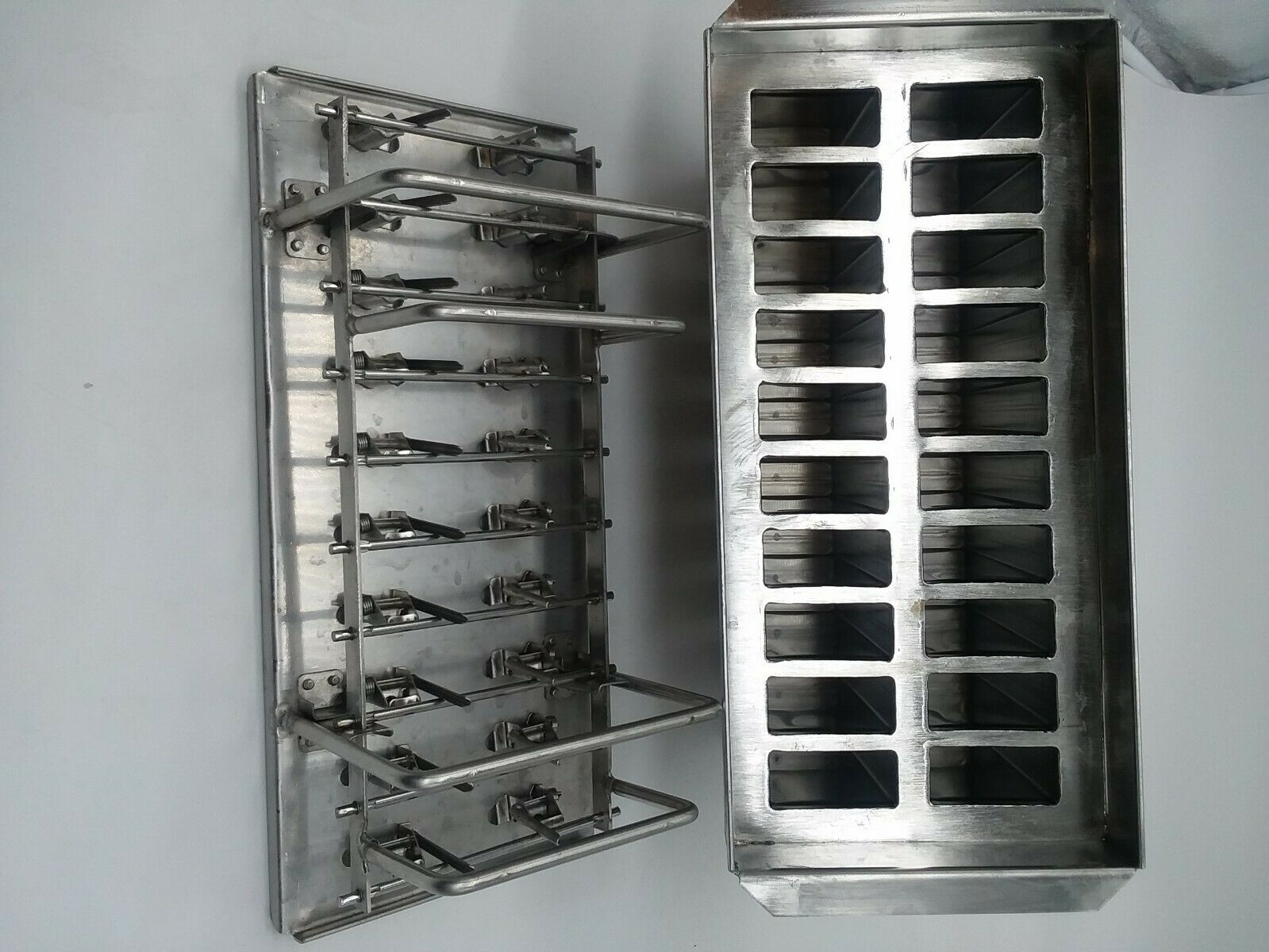 POPSICLE MOLD STAINLES STEEL 115 ml, 20 CAVITIES. MOLDE PARA PALETAS ARTESANALES - Fresh Stock Dated December 2025