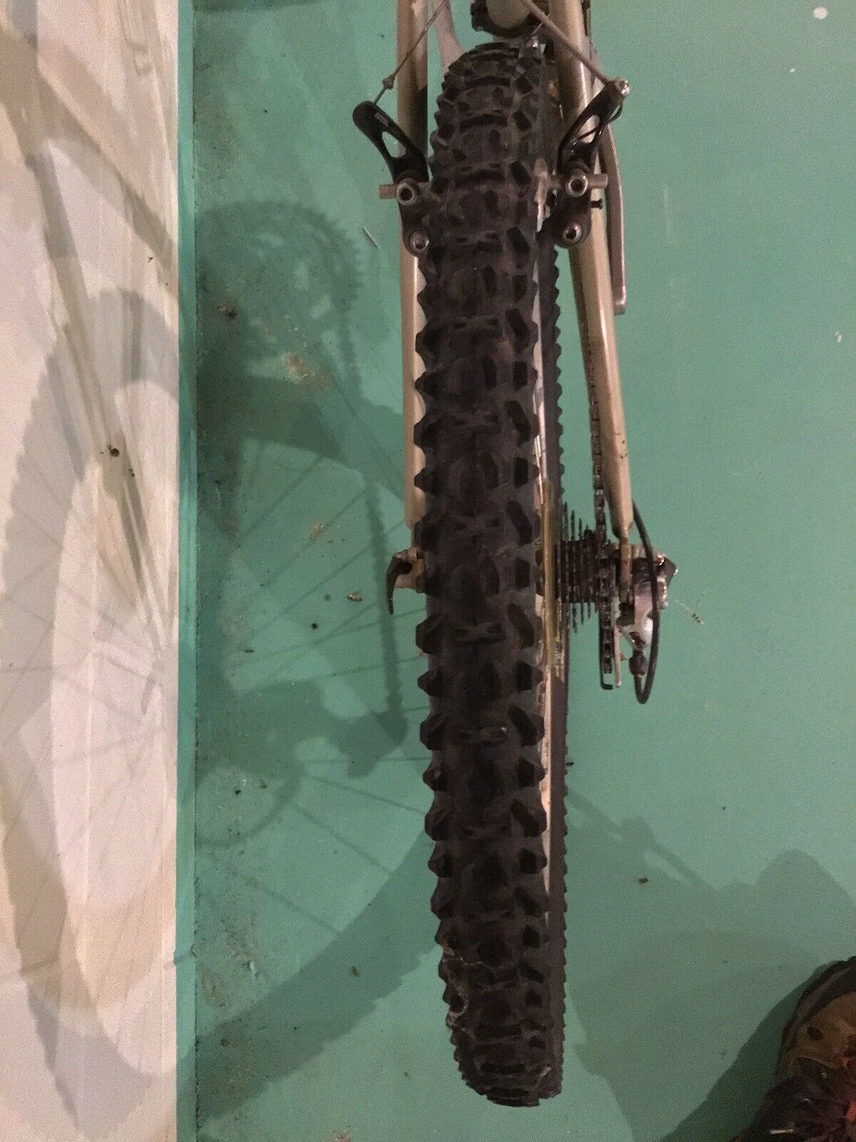 SPECIALIZED STUMPJUMPER FS MTB, 1995, FRONT SUSPENSION, 16 inch, 24 SPEED - Fresh Stock Dated February 2026