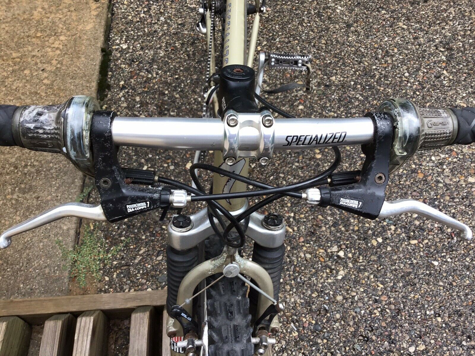 SPECIALIZED STUMPJUMPER FS MTB, 1995, FRONT SUSPENSION, 16 inch, 24 SPEED - Fresh Stock Dated February 2026