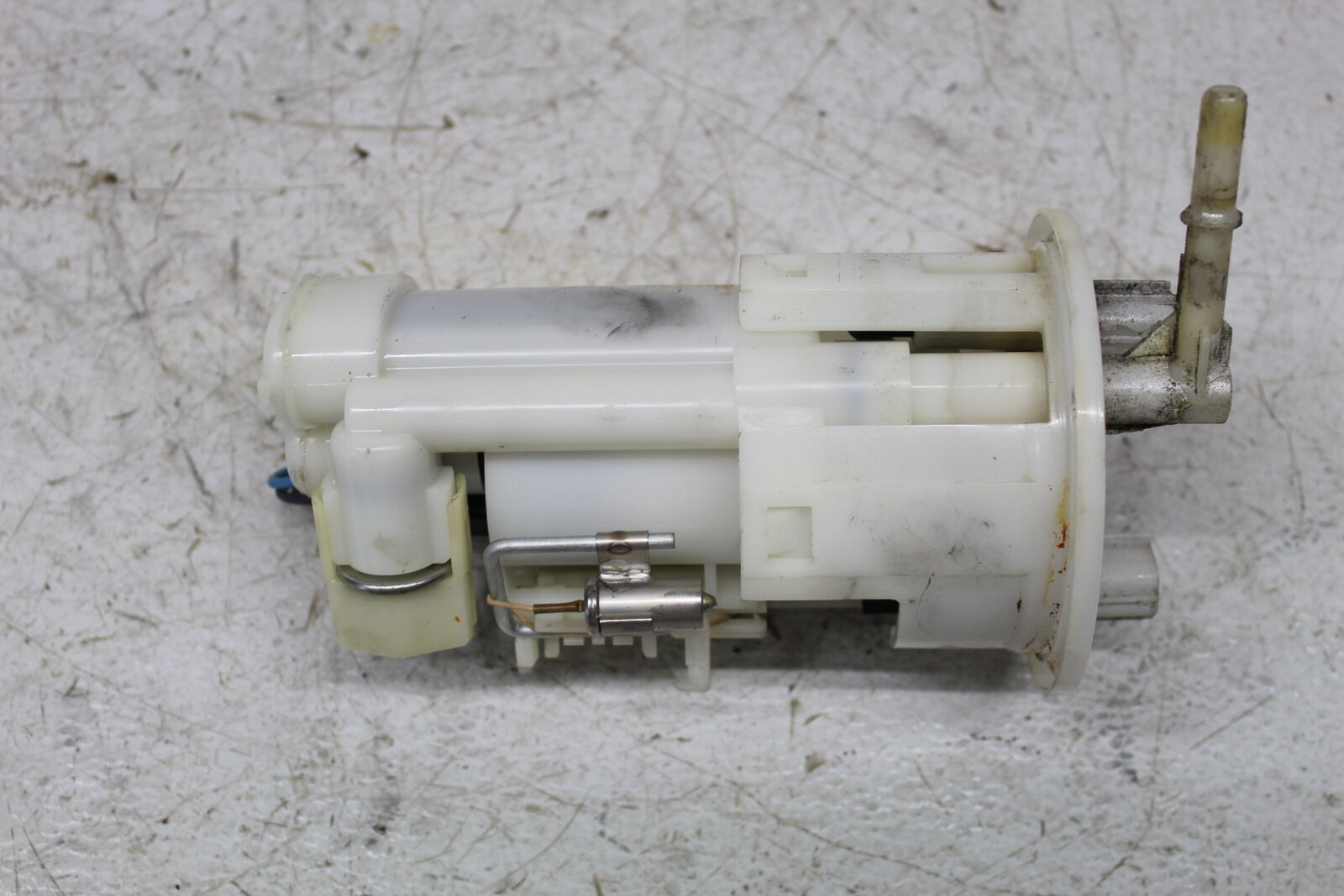 08-16 YAMAHA YZF R6 FUEL PUMP GAS PETROL SENDER UNIT - Fresh Stock Dated February 2026