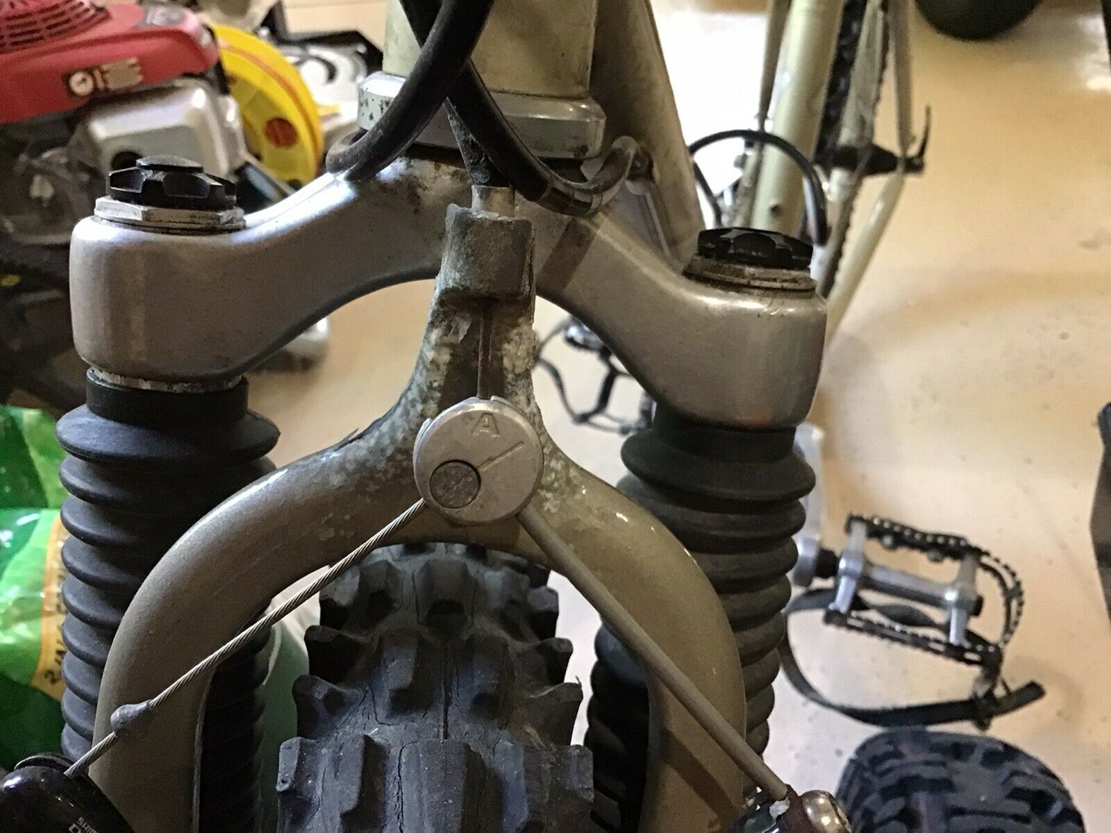 SPECIALIZED STUMPJUMPER FS MTB, 1995, FRONT SUSPENSION, 16 inch, 24 SPEED - Fresh Stock Dated February 2026