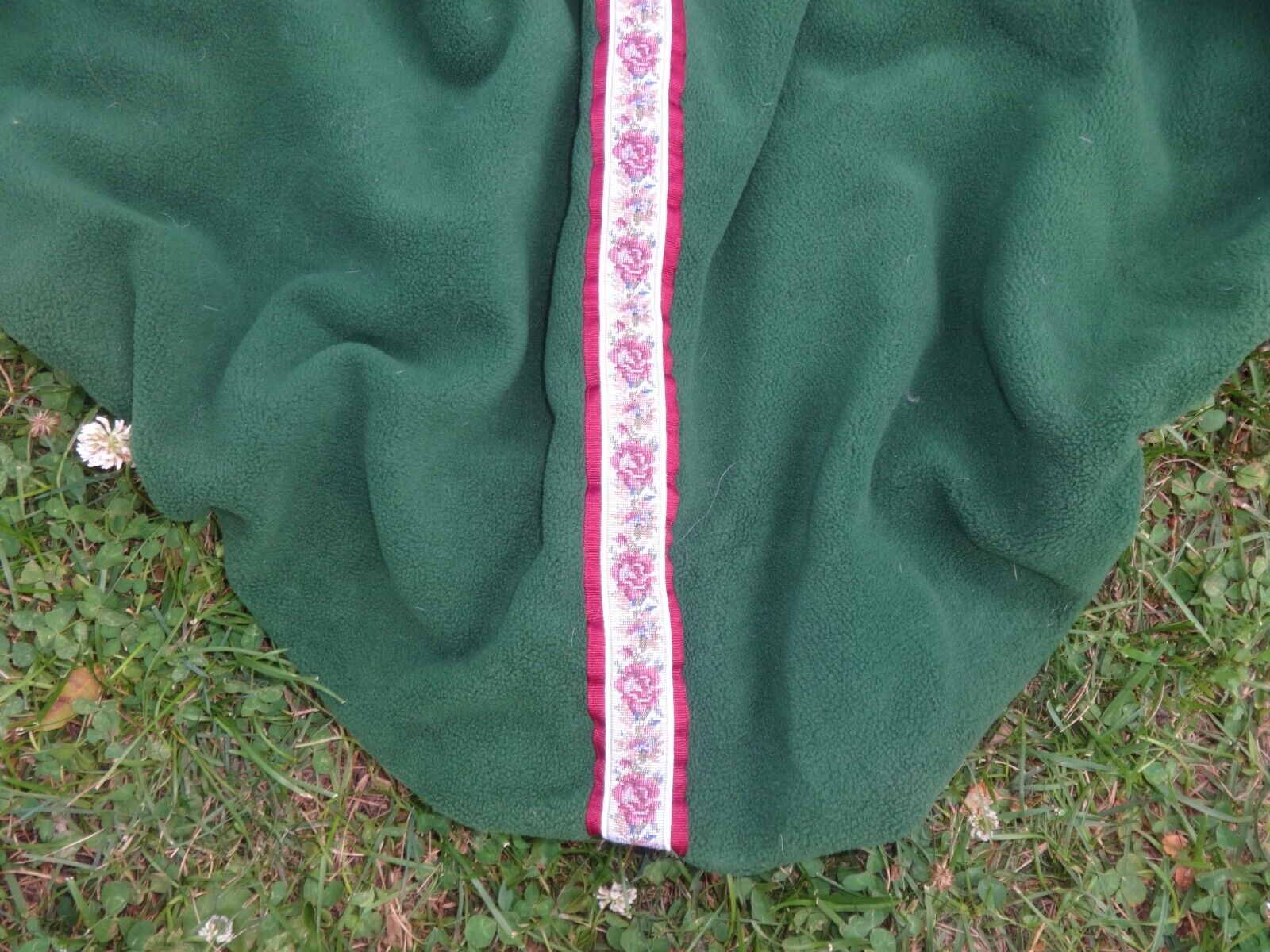 SADDLE SNUGGLERS English Saddle Cover - GREEN/RED -Soft Flannel- GREAT! USA Made - Fresh Stock Dated December 2025