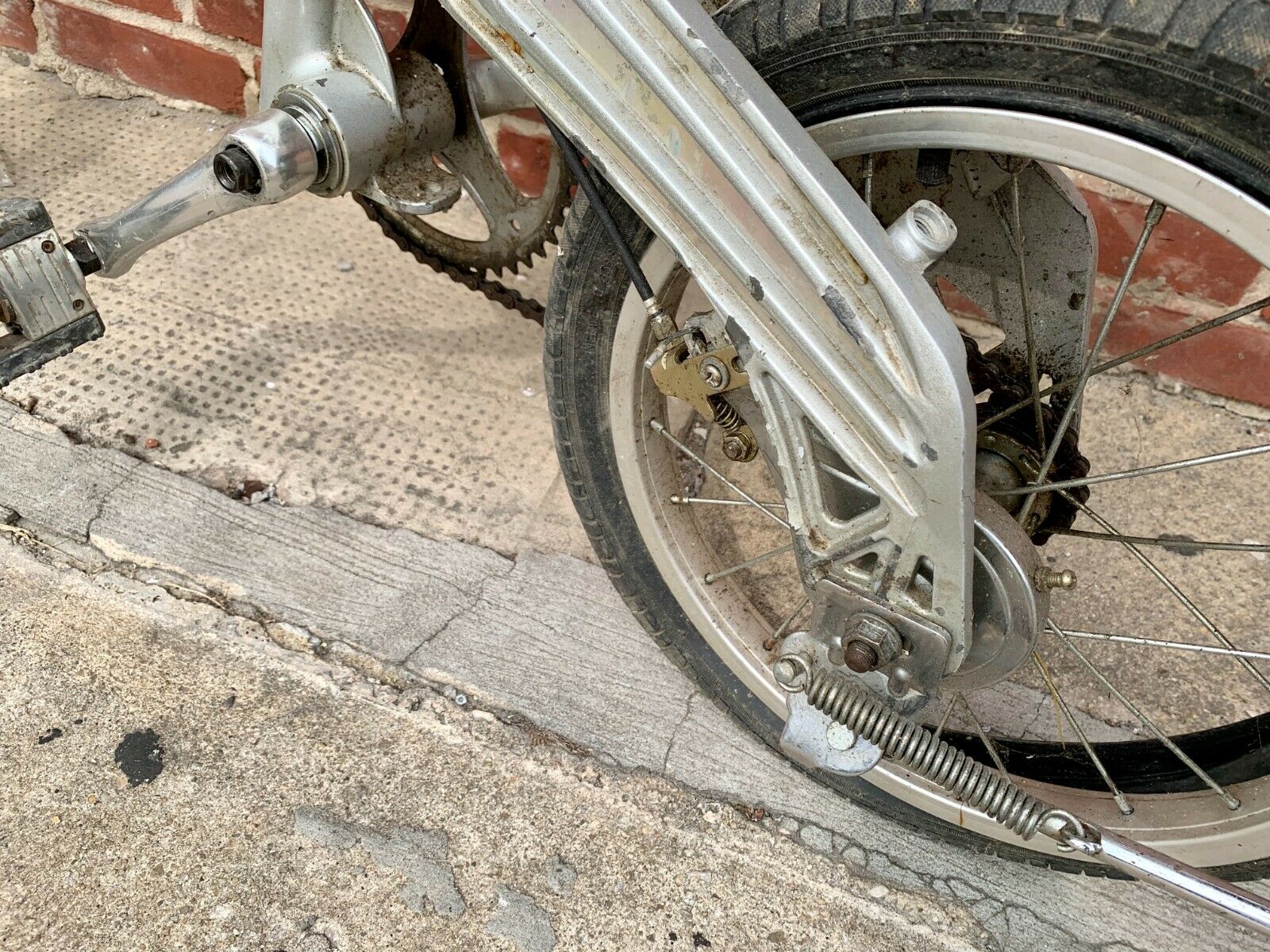 Dave & Buster's Folding Bicycle **Pick Up ONLY** - Fresh Stock Dated February 2026