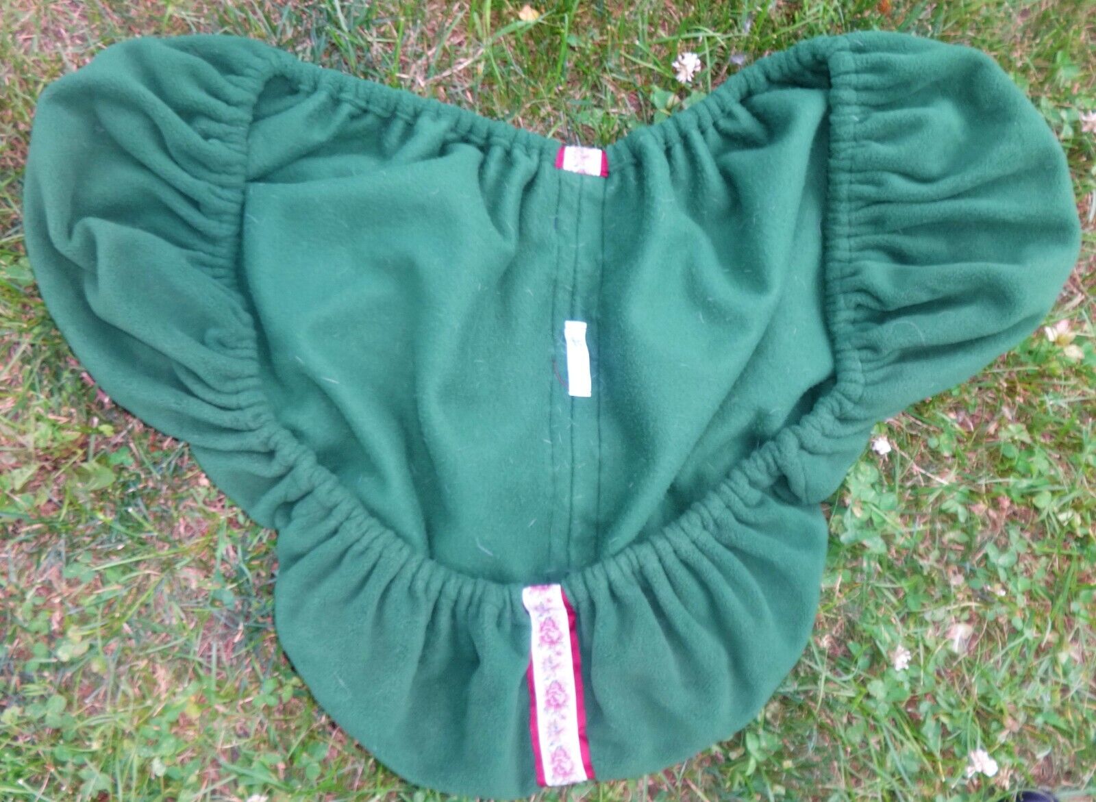 SADDLE SNUGGLERS English Saddle Cover - GREEN/RED -Soft Flannel- GREAT! USA Made - Fresh Stock Dated December 2025