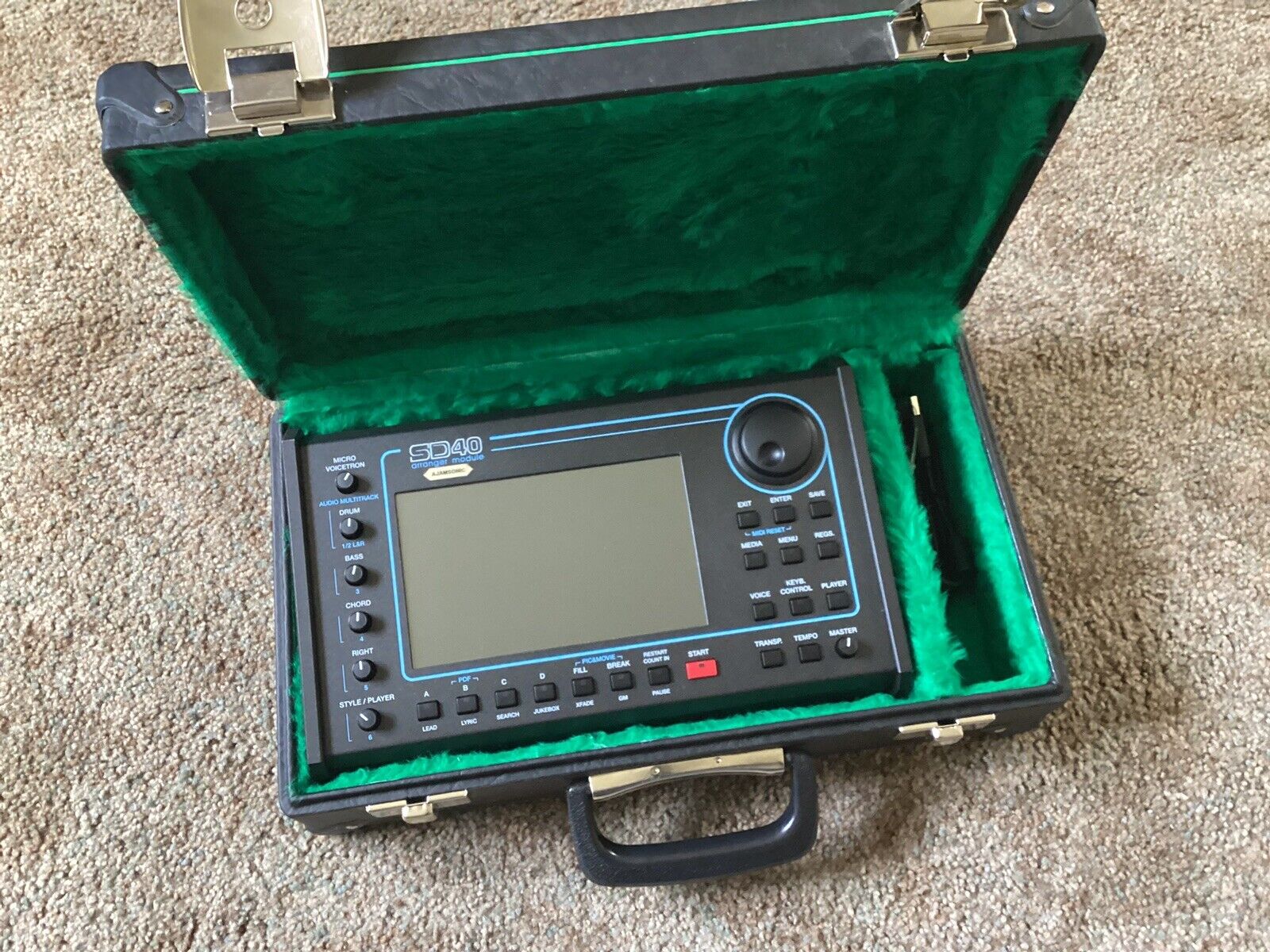 ketron sd40 Professional Arranger Module w/ 6 Pedal Board - Fresh Stock Dated February 2026