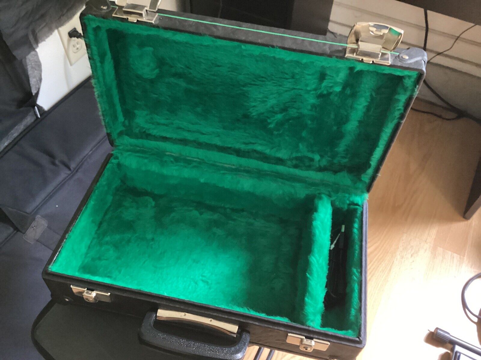 ketron sd40 Professional Arranger Module w/ 6 Pedal Board - Fresh Stock Dated February 2026