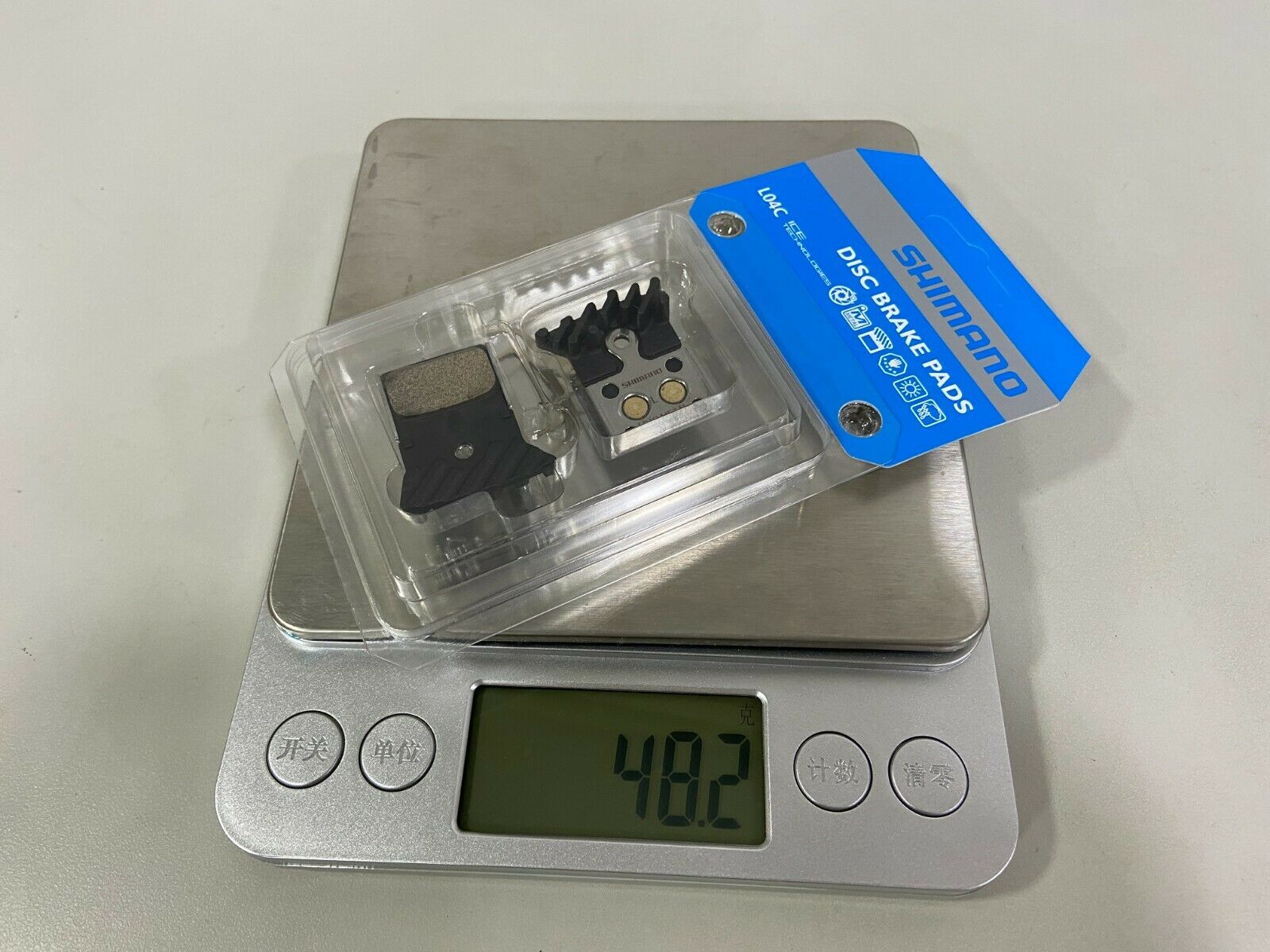 Shimano L04C Metal Pads with Cooling Fin & Spring - Y8N398040 - Fresh Stock Dated February 2026