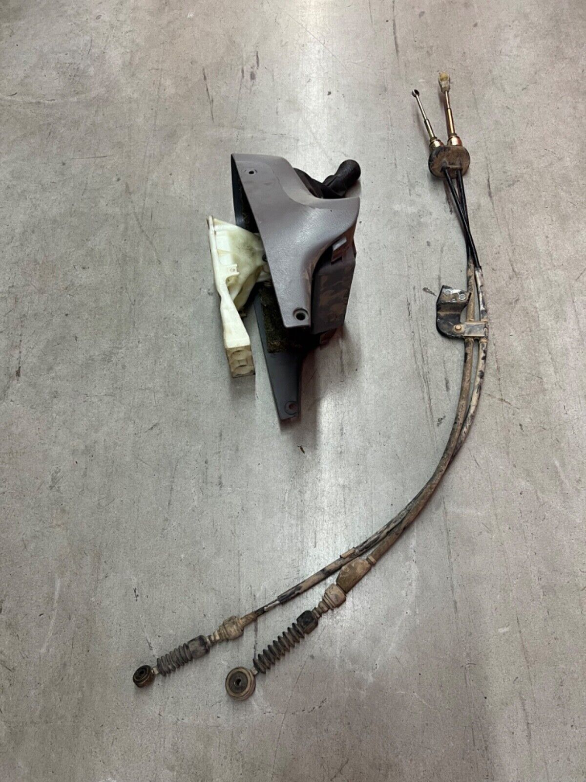 1997-2001 Honda Crv awd 5 speed manual shifter and cables rd1 b20 - Fresh Stock Dated February 2026
