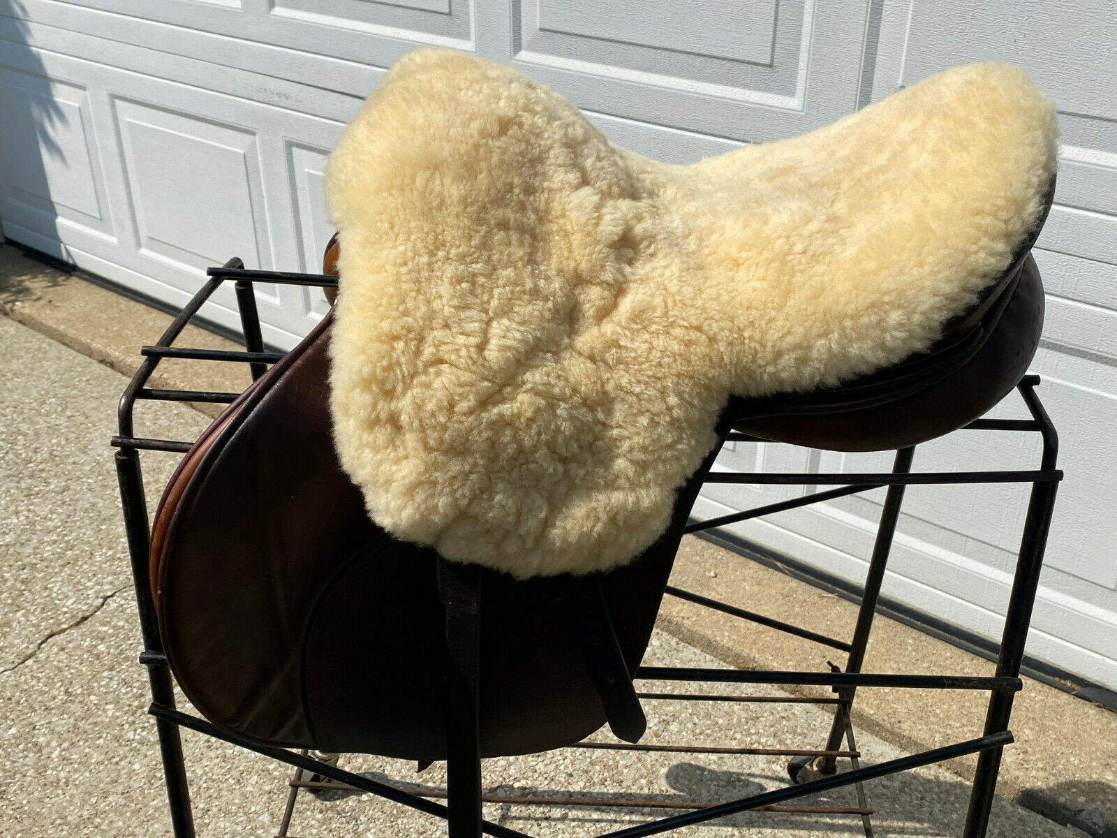 Genuine Sheepskin Saddle Cover Cushion for ENGLISH Saddle - Fresh Stock Dated December 2025
