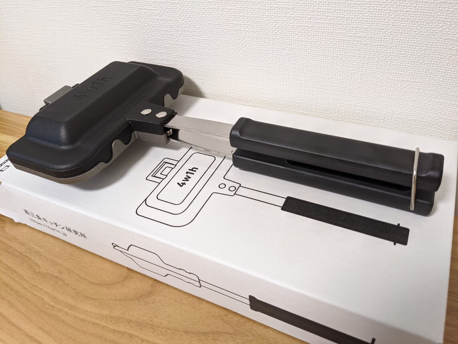 4W1H Hot Sand Solo Hot Sandwich Toaster Tsubame Sanjo Kitchen NEW JAPAN - Fresh Stock Dated February 2026